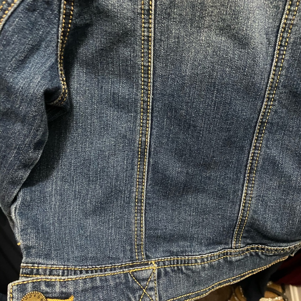 Jean jacket - Picture 4 of 4